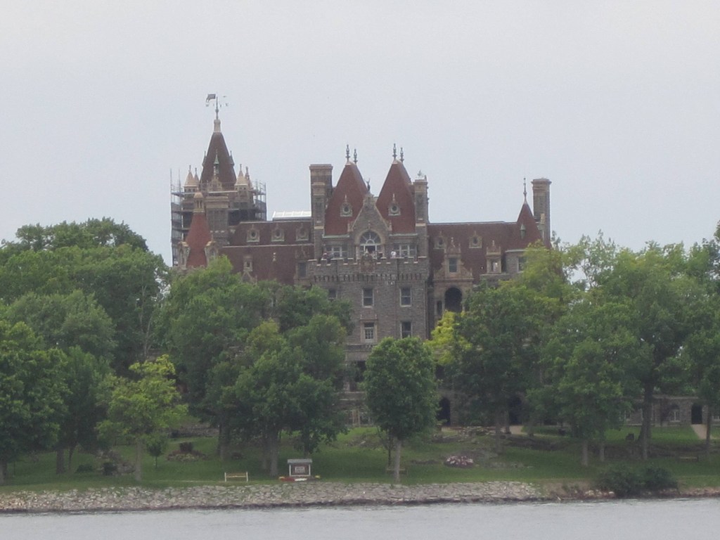 Click to see 1000 Islands - June 2015!